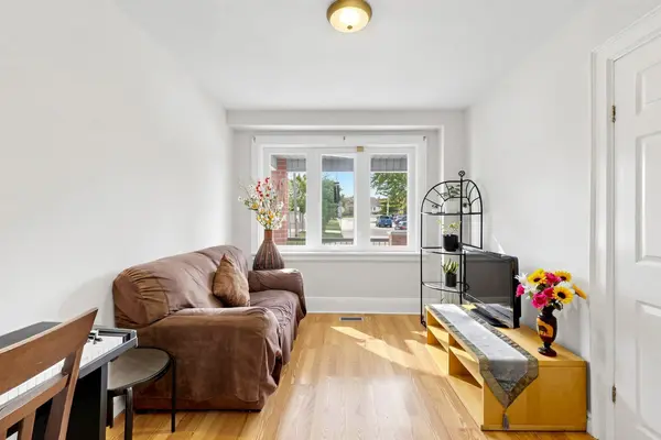 484 Glenholme AVE, Toronto C03, ON M6E 3G2