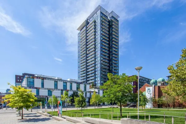 225 Sackville ST #2102, Toronto C08, ON M5A 3H1