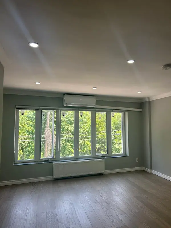 552A Sheppard AVE W #Apt2, Toronto C06, ON M3H 2R9