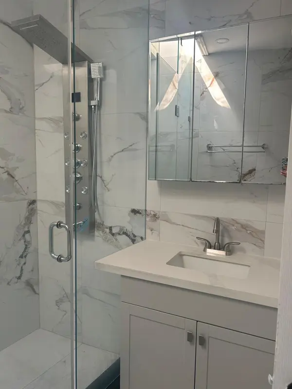 552A Sheppard AVE W #Apt2, Toronto C06, ON M3H 2R9