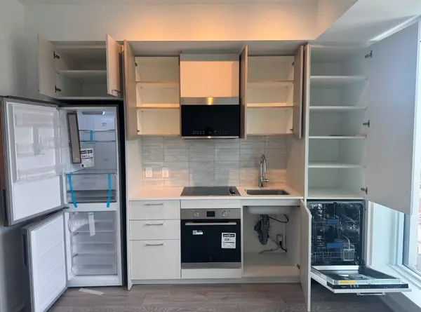 10 Oak ST #910, Toronto C08, ON M5A 0Z1
