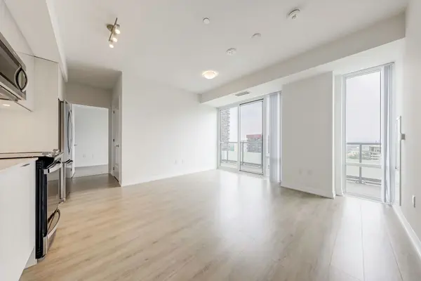 50 Dunfield AVE #LPH18, Toronto C10, ON M4S 0E4
