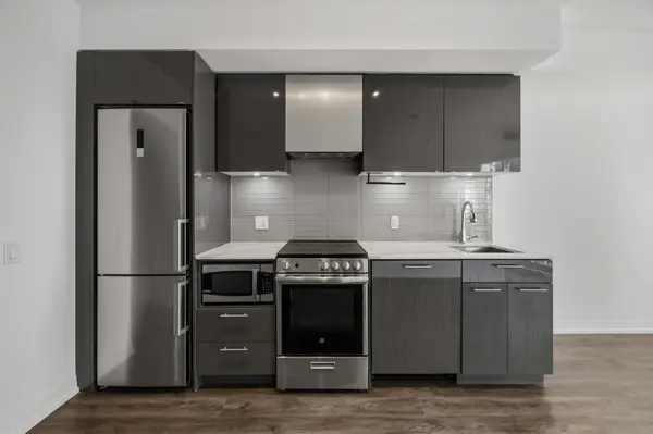 251 Jarvis ST #1720, Toronto C08, ON M5B 0C3
