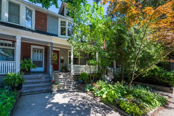 23 Brooklyn AVE, Toronto E01, ON M4M 2X4