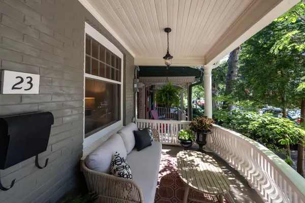23 Brooklyn AVE, Toronto E01, ON M4M 2X4