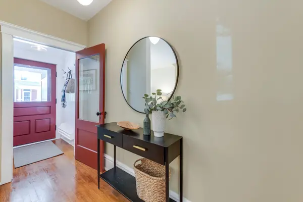 23 Brooklyn AVE, Toronto E01, ON M4M 2X4