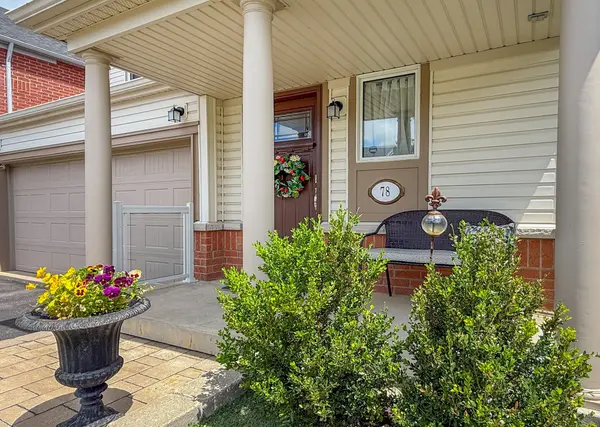 78 Vanguard DR, Whitby, ON L1M 2N9