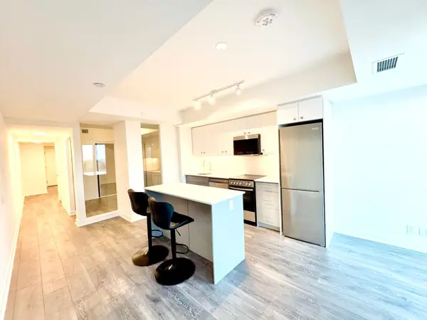 2 Manderley DR #723, Toronto E06, ON M1N 0C7