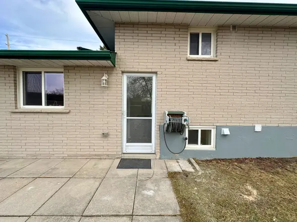 494 Oshawa BLVD N, Oshawa, ON L1G 5T5