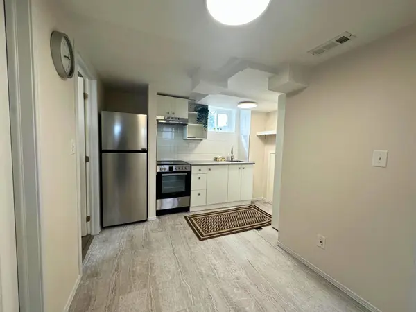 494 Oshawa BLVD N, Oshawa, ON L1G 5T5