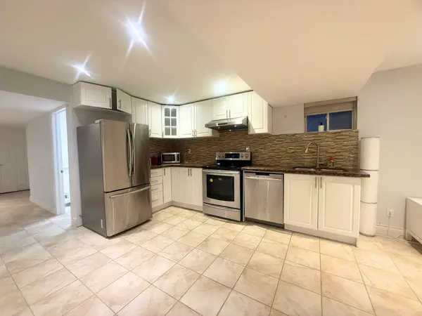 45 Mancini CRES #Bsmt, Richmond Hill, ON L4E 0T1