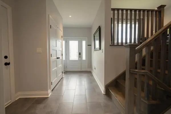 47 Easy ST, Georgina, ON L0E 1N0