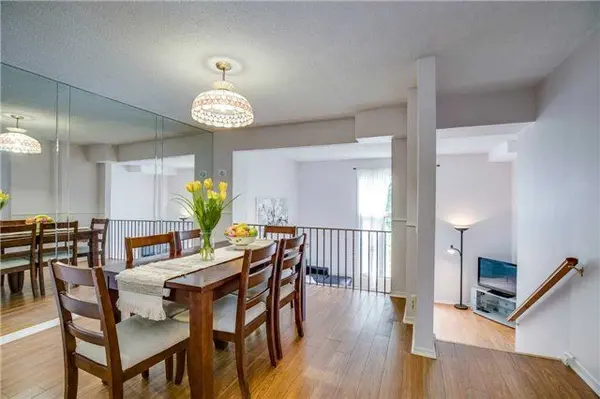 53 Thatchers Mill WAY, Markham, ON L3P 3T2