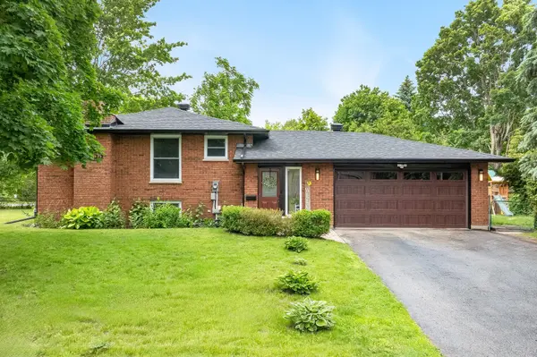 255 Cox Mill RD, Barrie, ON L4N 5M4
