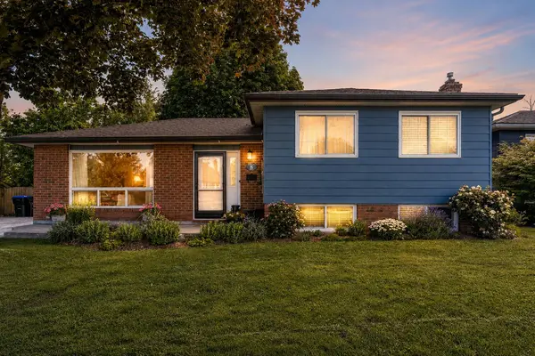 8 Harben CT, Collingwood, ON L9Y 4L8