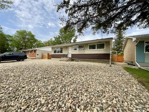 3348 GRANT ROAD, Regina, SK S4S 5H5