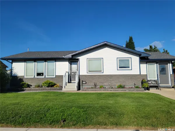 4915 Post STREET, Macklin, SK S0L 2C0
