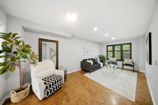 9800 Mclaughlin RD N #75, Brampton, ON L6X 4R1