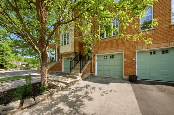 9800 Mclaughlin RD N #75, Brampton, ON L6X 4R1