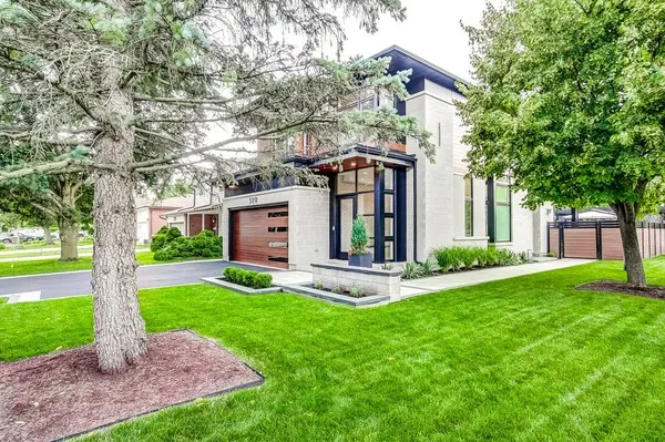 3119 Victoria ST, Oakville, ON L6L 1K3
