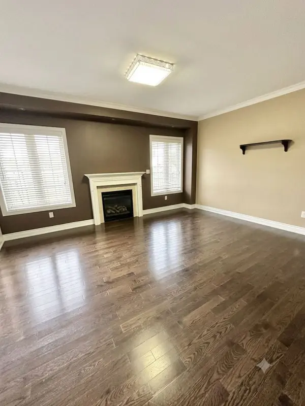 7 Meltwater CRES, Brampton, ON L6P 3W1