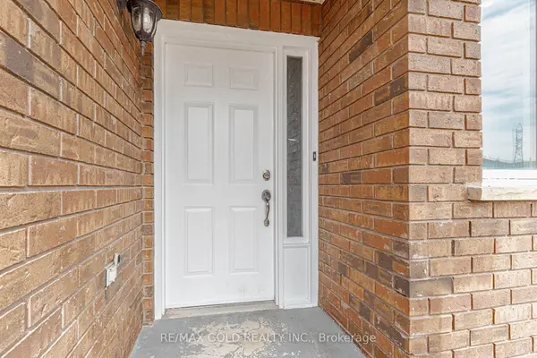 54 Creditstone RD, Brampton, ON L6Y 4G1