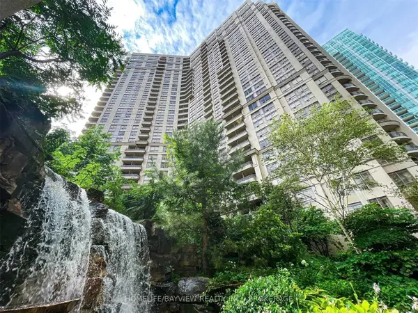 3880 Duke Of York BLVD #2204, Mississauga, ON L5B 4M7