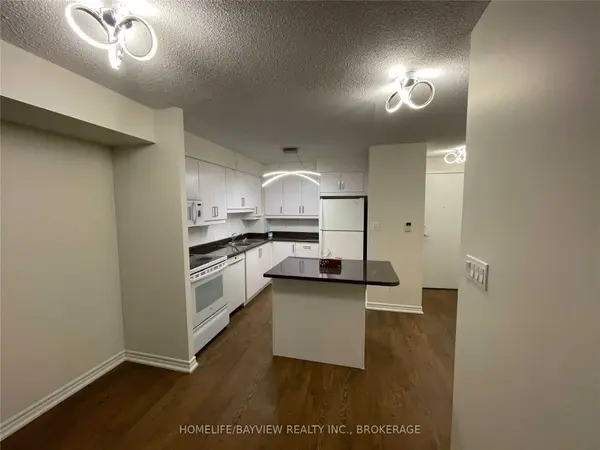 3880 Duke Of York BLVD #2204, Mississauga, ON L5B 4M7