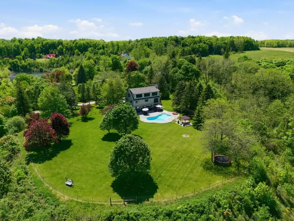 15415 Clayhill RD, Halton Hills, ON L7G 4S8
