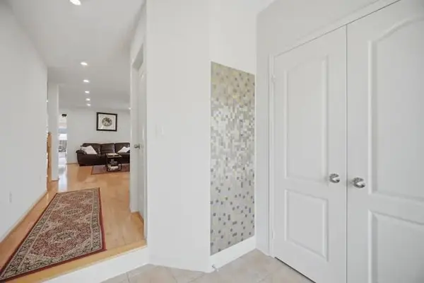 19 Thornbush BLVD, Brampton, ON L7A 0K5