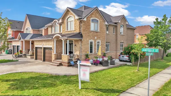 2 Janetville ST, Brampton, ON L6P 2A3
