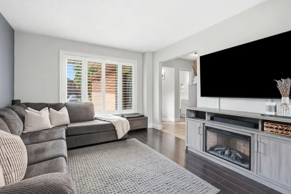291 Woodlawn CRES, Milton, ON L9T 4V8