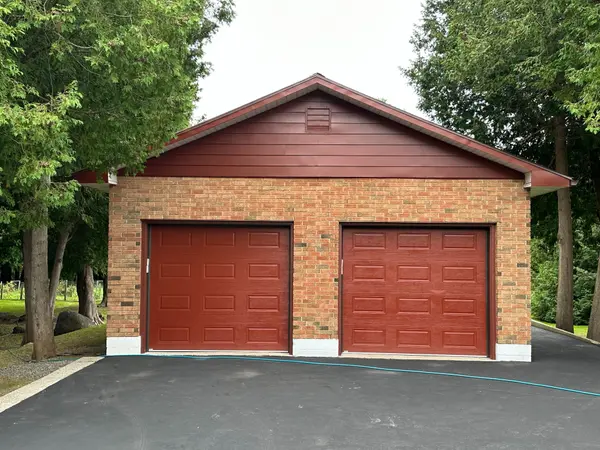506 11th Concession RD E, Hamilton, ON L8B 1J1