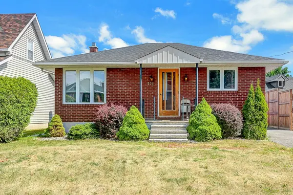 235 Elgin ST W, Arnprior, ON K7S 1P4
