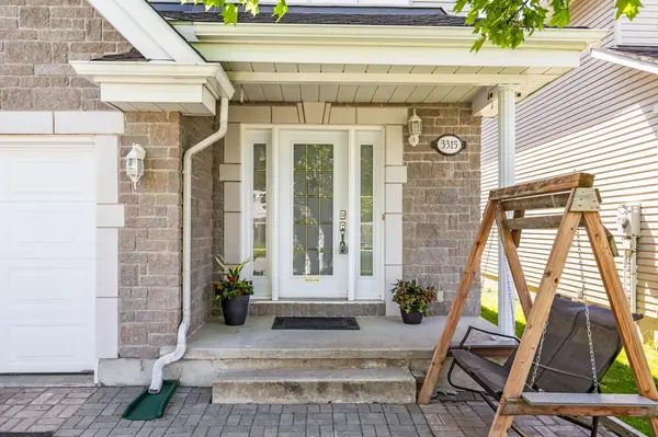 3315 Elie CRES W, Clarence-rockland, ON K4K 1S1