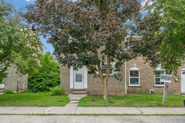 178 Westcourt PL, Waterloo, ON N2L 2R7