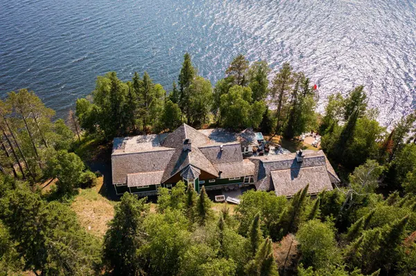 295P Rogers Island, Kenora Remote Area, ON P0X 1C0