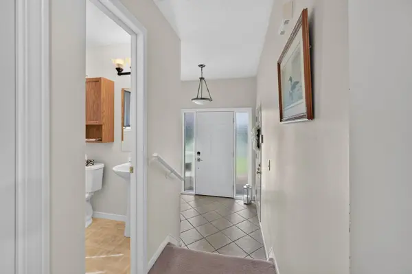 393 Malabar DR, Kingston, ON K7M 8X1