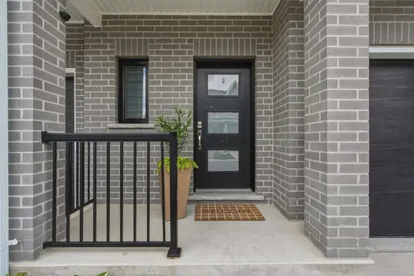 1 Miller DR #49, Lucan Biddulph, ON N0M 2J0