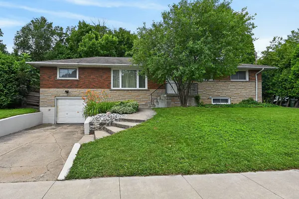 27 Ainslie AVE, Hamilton, ON L8S 2J5