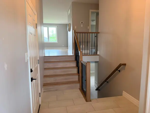 32 Cattail CRES, Quinte West, ON K8V 0J4