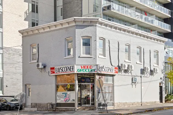 245 Bay ST, Ottawa Centre, ON K1R 5Z4