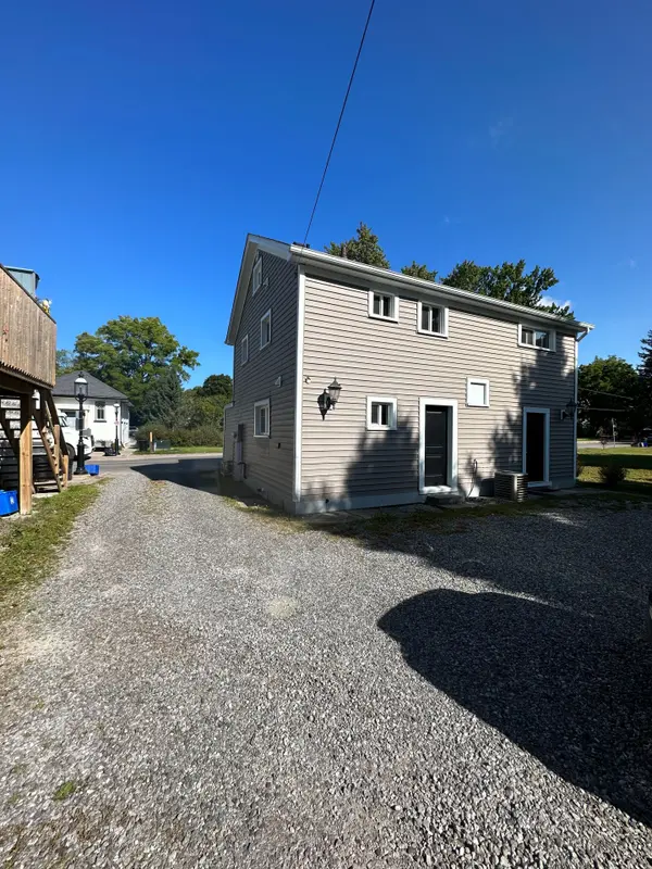 780 Canboro RD, Pelham, ON L0S 1C0
