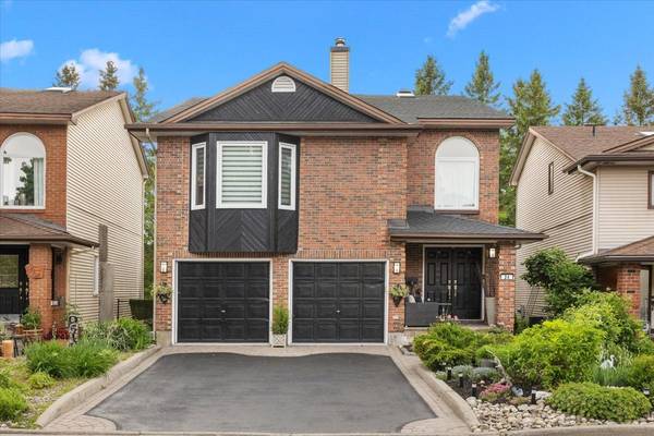 24 HACKETT ST, Hunt Club - Windsor Park Village And Area, ON K1V 0P7