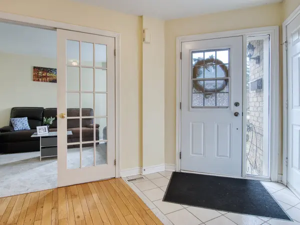75 Jackson CT E, Welland, ON L3C 7G4