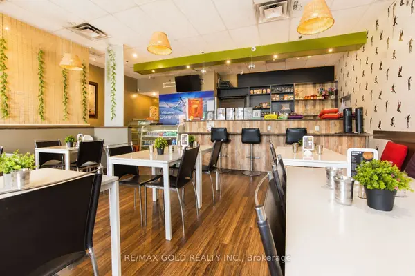 900 Jamieson Pkwy #15, Cambridge, ON N3C 4N6
