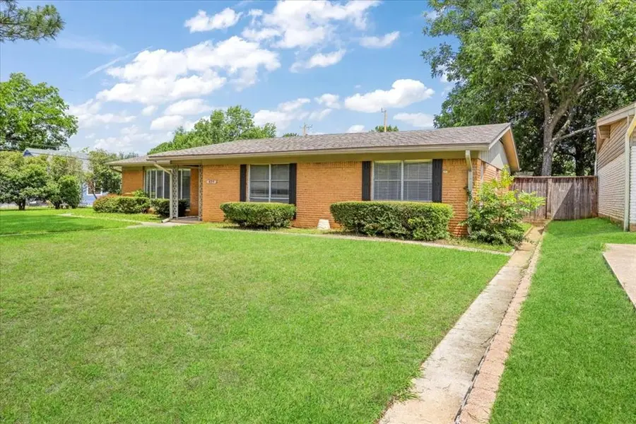 429 W Lamberth Road, Sherman, TX 75092