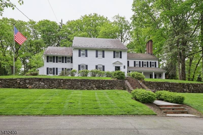 29 Gordon Rd, Essex Fells Twp., NJ 07021