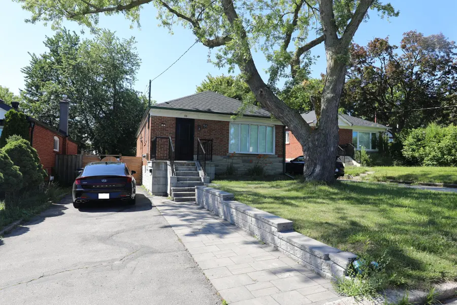 50 Fraserton CRES, Toronto E09, ON M1J 1S8