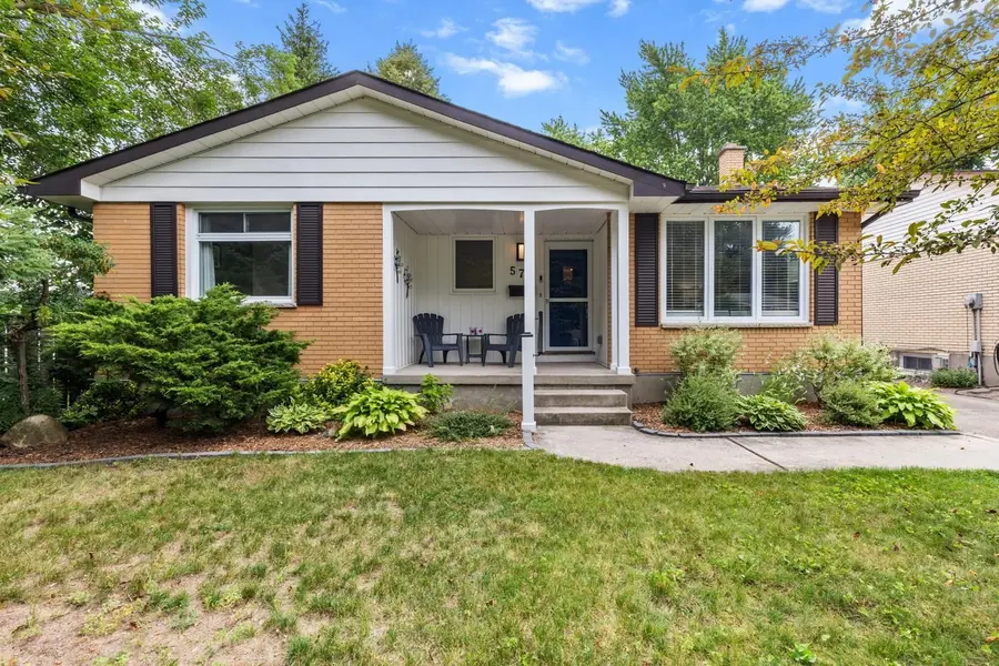 577 Dewan ST, Strathroy-caradoc, ON N7G 3C6